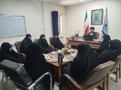 برگزاری نشست صمیمانه برای ایجاد راهبردهای کلیدی نهاد مقام معظم رهبری در دیدار مسئول نهاد با مبلغین