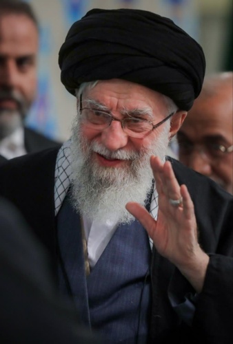 امام شهید انقلاب همه ملت ایران را فرزندان عزیز خود می‌دانستند و همواره دعاگوی آنان بودند
