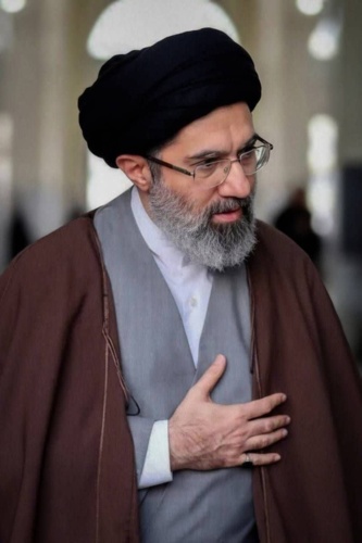 مطالبه‌ی مهم رهبر معظم انقلاب از دولت: توجه جدی به زنجیره‌ی چالش‌های اقتصادی- معیشتی از قبیل تورم‌، بیکاری، مدیریت قیمت‌ها و بازار کالا